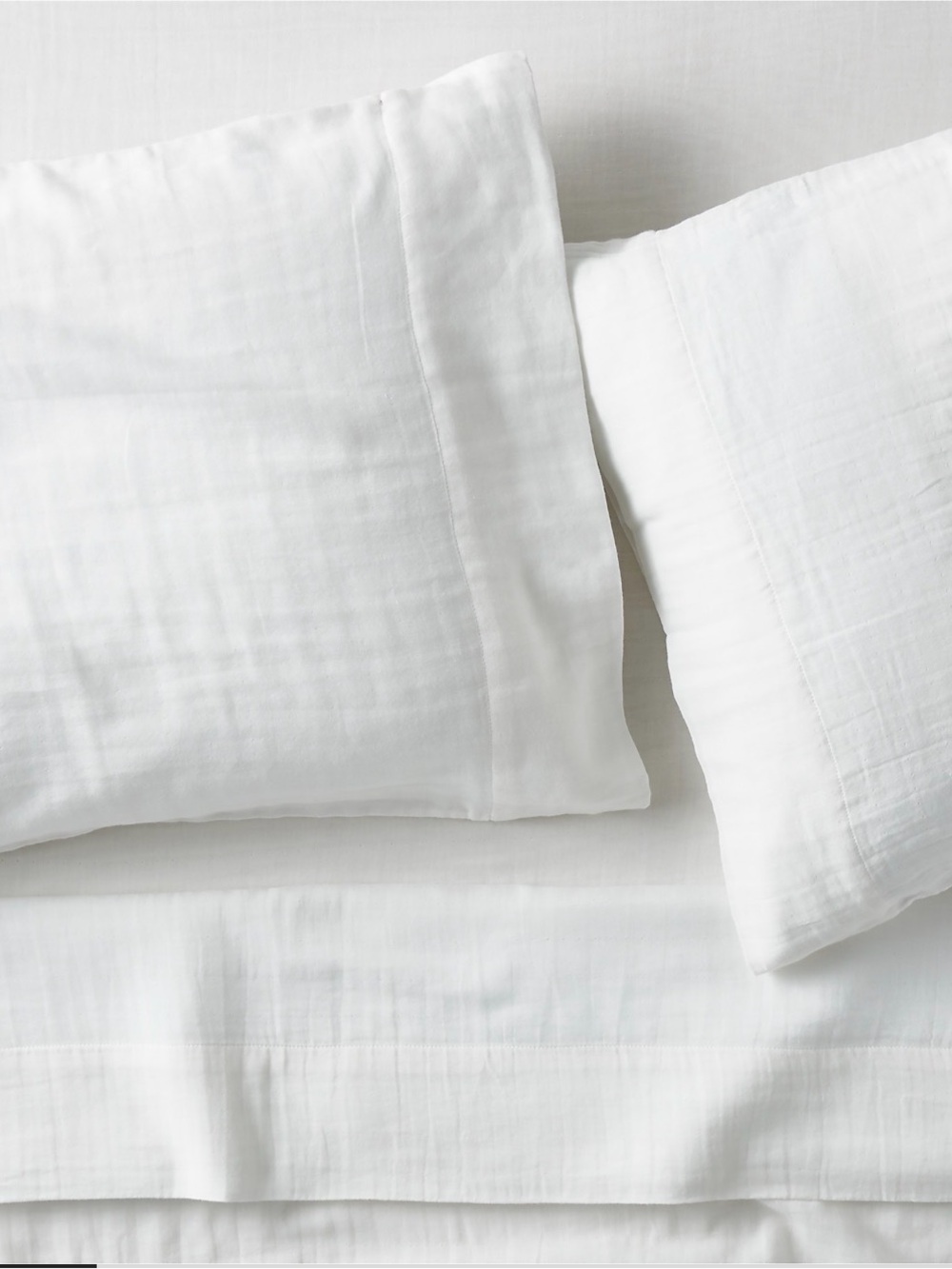 Crate & Barrel Supersoft Gauze Organic Cotton Pampas Ivory Twin XL Sheet Set.